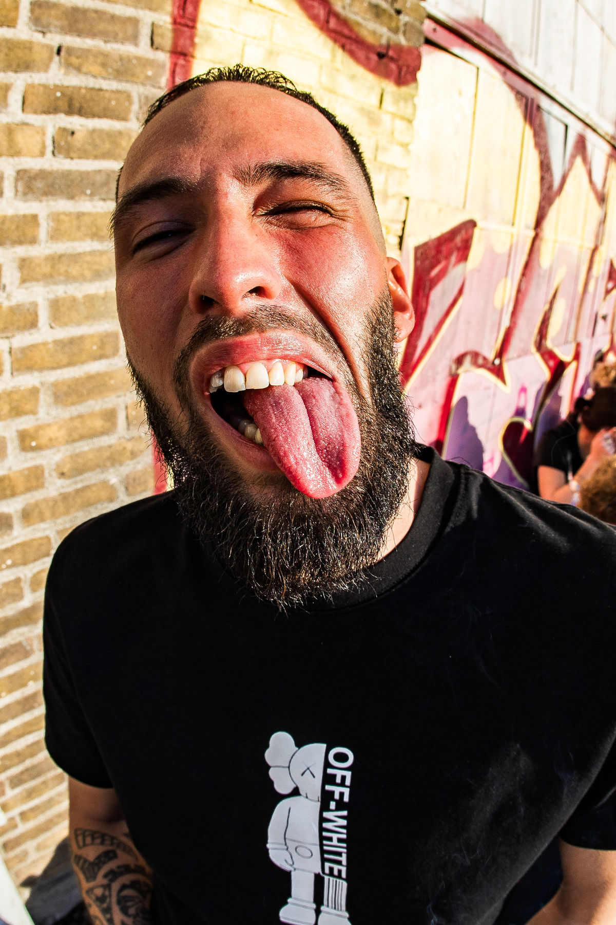 Loading... just a sec